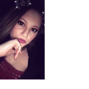 Meet your Posher, Cierra